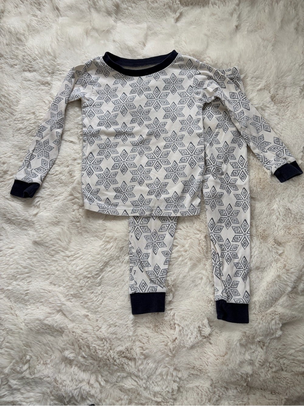 Burt's Bees White and Navy Geometric Kids Pajama Set